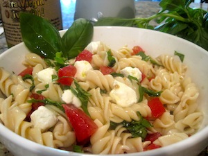 Caprese pasta salad