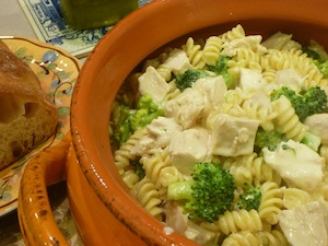 Chicken and broccoli alfredo pasta